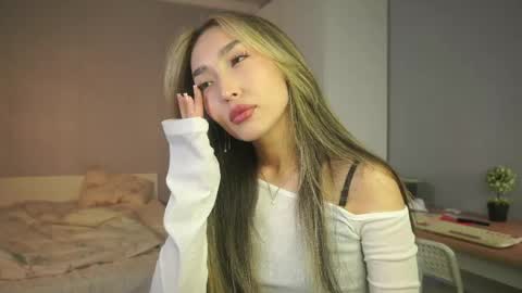 Ur Silly Lawyer Kira online show from 29, 5, 2026