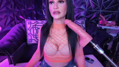 Snapshot of bettybishop chatting on 15, 6, 2026 NatashaxoBangs online show from 15, 6, 2026