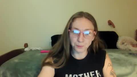 Snapshot of bettysboxxx chatting on 11, 10, 2025 bettysboxxx online show from 11, 10, 2025