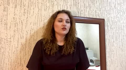 Sophie online show from 4, 4, 2026