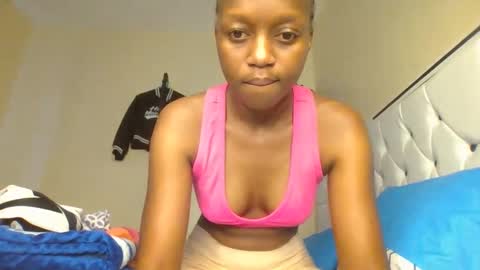 Snapshot of beverlyne5 chatting on 7, 2, 2026 beverly online show from 7, 2, 2026