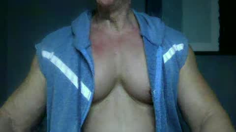 Snapshot of bgdkmuscleguy chatting on 22, 1, 2025 BGDKMUSCLEGUY - SELECTED BY CHATURBATE AS A TOP BROADCASTER FOR 2023 online show from 22, 1, 2025