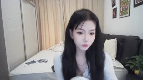 Snapshot of bhwuyulian chatting on 4, 7, 2026 bhwuyulian online show from 4, 7, 2026