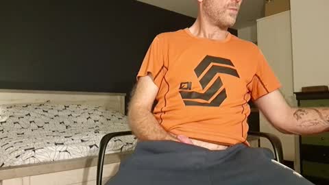 Snapshot of bi_french69 chatting on 22, 12, 2024 My name is David and if you like public exhibitions you wont be disappointed with me LoL - My favorite vibes is 44 online show from 22, 12, 2024