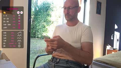 Snapshot of bi_french69 chatting on 30, 9, 2025 My name is David and if you like public exhibitions you wont be disappointed with me LoL - My favorite vibes is 44 online show from 30, 9, 2025