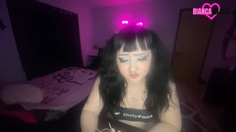 Snapshot of biablack chatting on 22, 12, 2024 Bianca Black online show from 22, 12, 2024