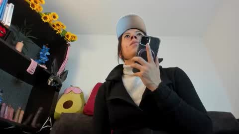 Snapshot of biancamirage1 chatting on 3, 3, 2026 Bianca Mirage online show from 3, 3, 2026