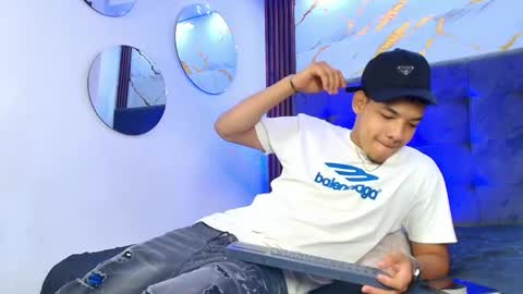 Snapshot of bick_jhonn chatting on 28, 5, 2026 Bick Khonn online show from 28, 5, 2026