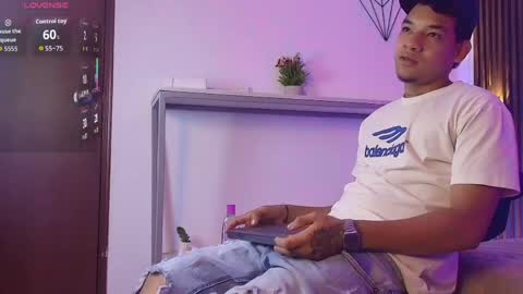 Snapshot of bick_jhonn chatting on 5, 6, 2026 Bick Khonn online show from 5, 6, 2026