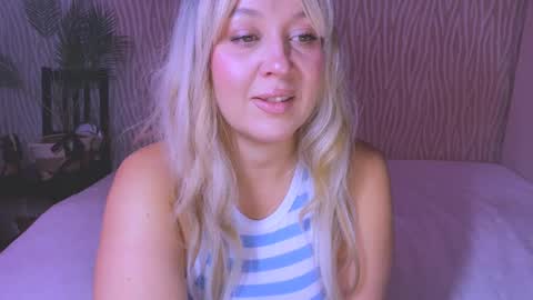 Snapshot of big_ass_blonde chatting on 16, 1, 2025 Eva online show from 16, 1, 2025