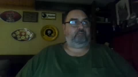 Snapshot of bigbear1971 chatting on 1, 1, 2025 bigbear1971 online show from 1, 1, 2025