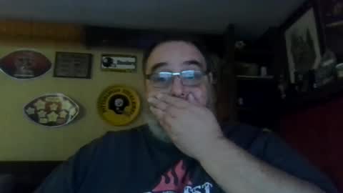 Snapshot of bigbear1971 chatting on 7, 1, 2025 bigbear1971 online show from 7, 1, 2025