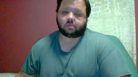 Snapshot of bigbear3287 chatting on 25, 11, 2025 Liam online show from 25, 11, 2025