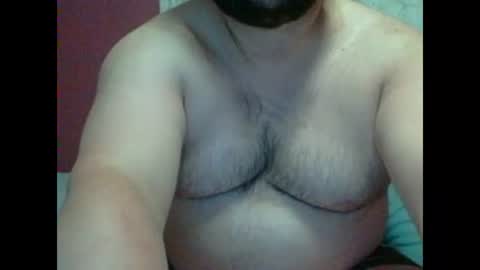 Snapshot of bigbear3287 chatting on 15, 12, 2025 Liam online show from 15, 12, 2025