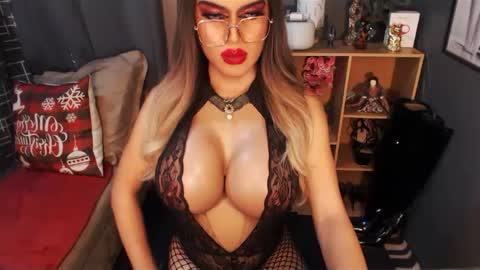 Snapshot of bigbomblhoraine chatting on 9, 2, 2025 Loraine Cruz online show from 9, 2, 2025