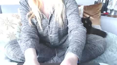 bigboobs_cutie online show from 5, 1, 2025