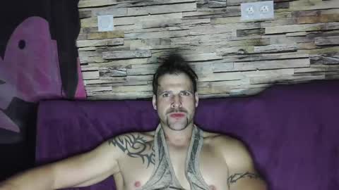 Bigboyband online show from 4, 2, 2025