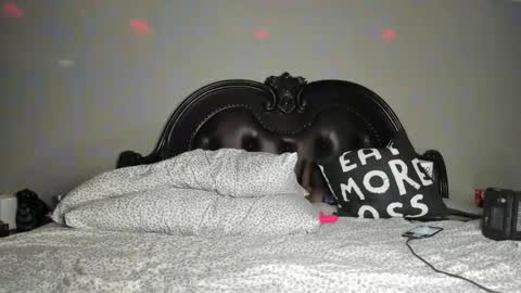 Snapshot of bigbuttsarena chatting on 9, 9, 2025 bigbuttsarena online show from 9, 9, 2025