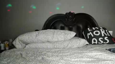 Snapshot of bigbuttsarena chatting on 12, 9, 2025 bigbuttsarena online show from 12, 9, 2025