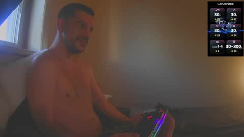 Jon - Im Straight online show from 19, 11, 2025