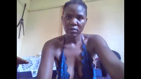 Snapshot of bigclit030 chatting on 23, 5, 2026 bigclit030 online show from 23, 5, 2026