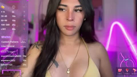 Snapshot of bigcockamanda23 chatting on 16, 10, 2025 queen amanda online show from 16, 10, 2025