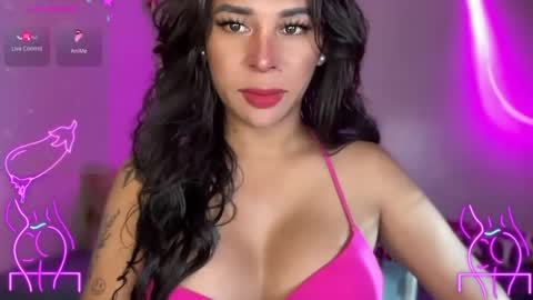 Snapshot of bigcockamanda23 chatting on 2, 12, 2025 queen amanda online show from 2, 12, 2025