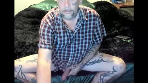 bigdickpiercedtattoos online show from 19, 10, 2025