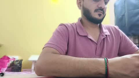 bighandsomesatisfy online show from 12, 3, 2026