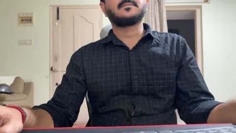 bighandsomesatisfy online show from 2, 8, 2026