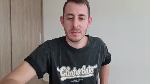 Snapshot of bigonehott chatting on 18, 10, 2025       online show from 18, 10, 2025