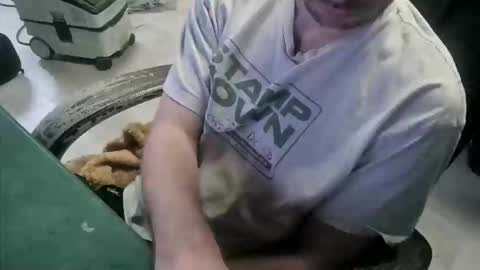 bigpeepdude online show from 23, 4, 2026