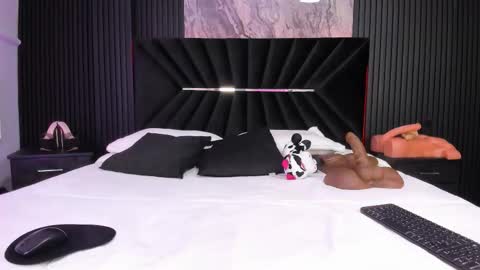 Zayra online show from 22, 11, 2025