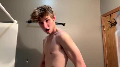 bigskinnyboyshh online show from 3, 1, 2025