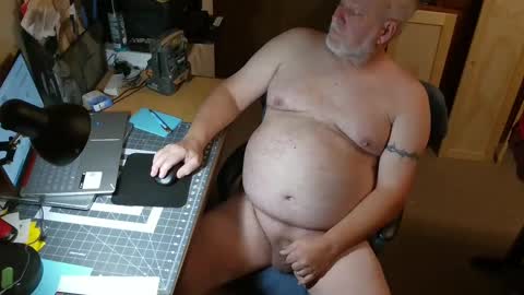 Snapshot of bigthump9999 chatting on 26, 12, 2024 bigthump9999 online show from 26, 12, 2024