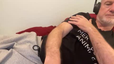 Bigwebone online show from 7, 3, 2026