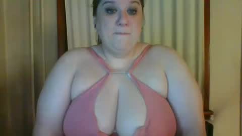 Snapshot of bigwheeliestyle chatting on 12, 10, 2025 Lady of the WHEEL online show from 12, 10, 2025