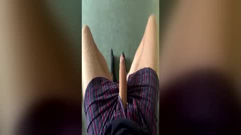 bigwhitecock_1989 online show from 12, 6, 2026