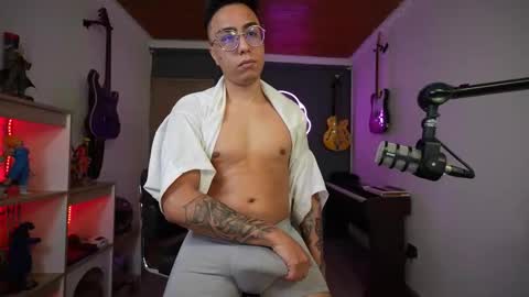 bigxboy96 online show from 4, 11, 2025