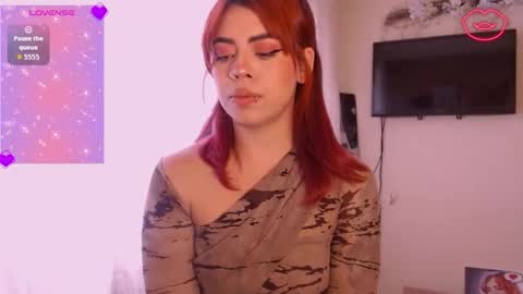 Snapshot of biigbooty_ chatting on 12, 9, 2025 biigbooty_ online show from 12, 9, 2025