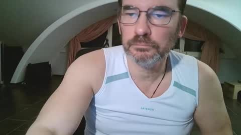 Snapshot of bikertom1988 chatting on 29, 12, 2024 bikertom1988 online show from 29, 12, 2024