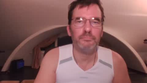 Snapshot of bikertom1988 chatting on 5, 1, 2025 bikertom1988 online show from 5, 1, 2025
