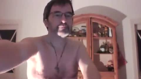 Snapshot of bikertom1988 chatting on 2, 2, 2025 bikertom1988 online show from 2, 2, 2025