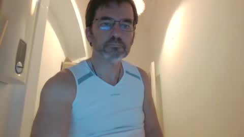 Snapshot of bikertom1988 chatting on 16, 2, 2025 bikertom1988 online show from 16, 2, 2025