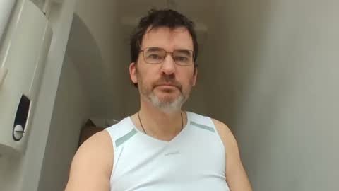 Snapshot of bikertom1988 chatting on 16, 2, 2025 bikertom1988 online show from 16, 2, 2025