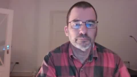 Snapshot of bikertom1988 chatting on 8, 3, 2025 bikertom1988 online show from 8, 3, 2025