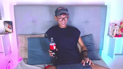 Snapshot of billie_turner_ chatting on 7, 10, 2025 B-I-L-L-I-E 3 online show from 7, 10, 2025