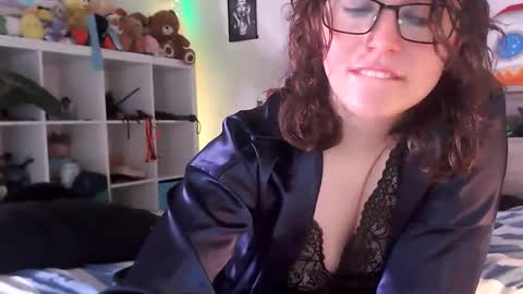 Billie Wilde twitter BillieWildeLove online show from 22, 12, 2025