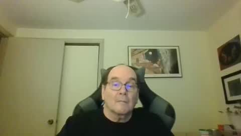 Bink195234 online show from 18, 1, 2025