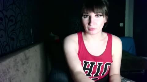 Snapshot of birdie_kiss chatting on 2, 2, 2026 birdie_kiss online show from 2, 2, 2026